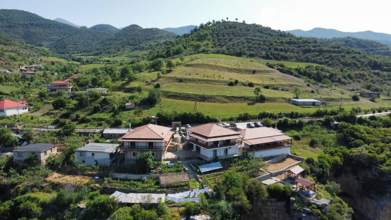 Guest House Bracaj Zhaban 외부 사진