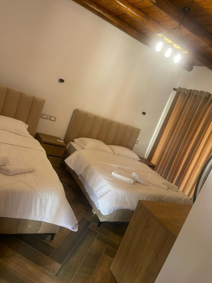Guest House Bracaj Zhaban 외부 사진