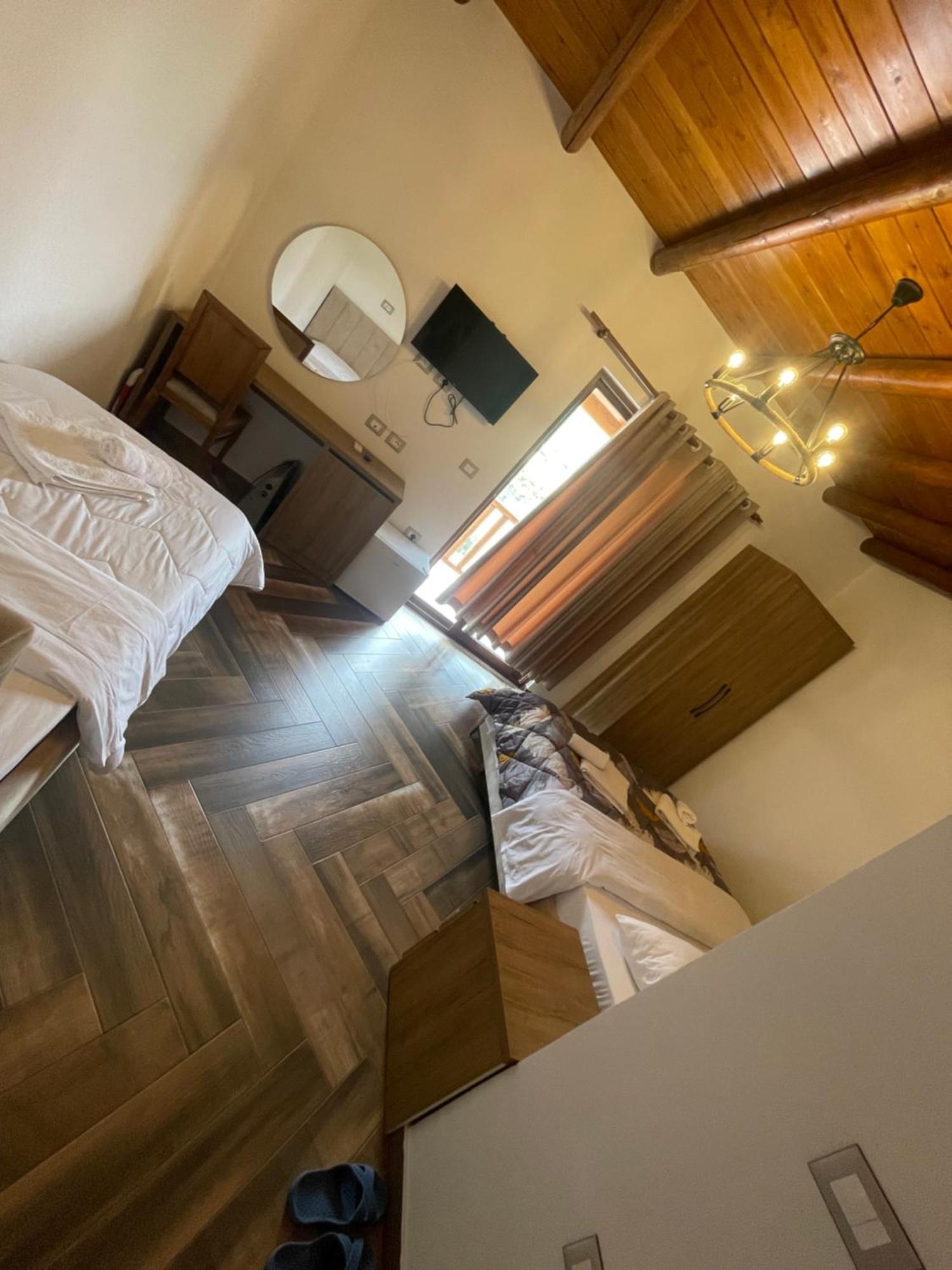 Guest House Bracaj Zhaban 외부 사진