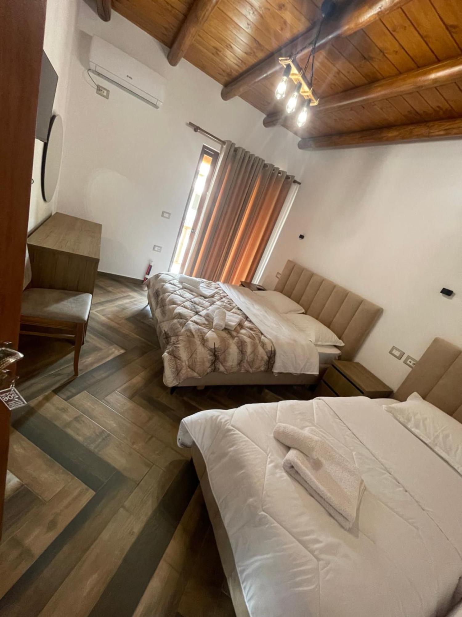 Guest House Bracaj Zhaban 외부 사진